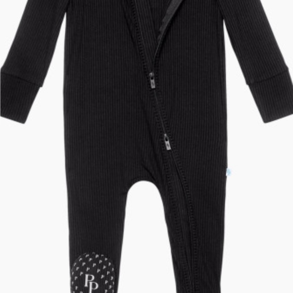 Posh Peanut Other - posh peanut footie zippered one piece size 6-9 M